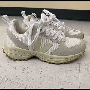 Veja Venturi sneaker